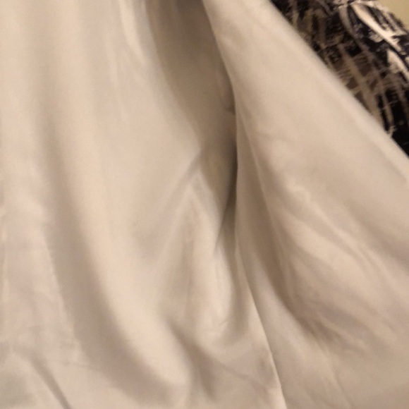 Bebe Zebra Print Blazer. Size 6. NWOT. - Picture 3 of 5